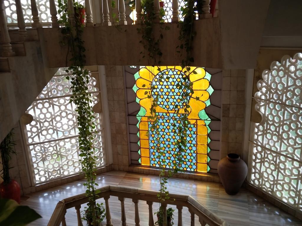 Hotel Hilltop Palace Udaipur Extérieur photo